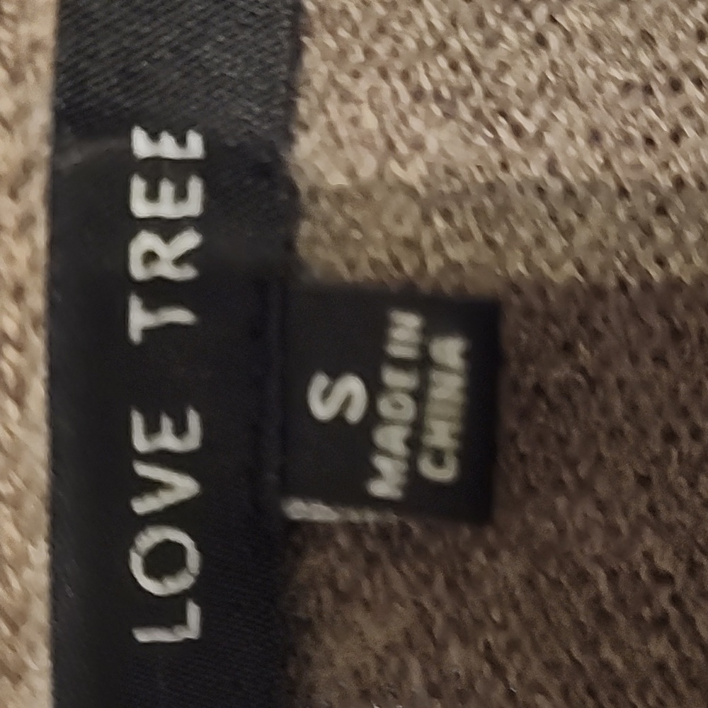 Cardigan - Picture 2 of 3